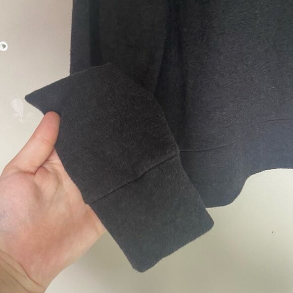 Community | Aritzia Dark Gray Turtleneck Long Sleeve Sweater Size XS - Picture 3 of 5